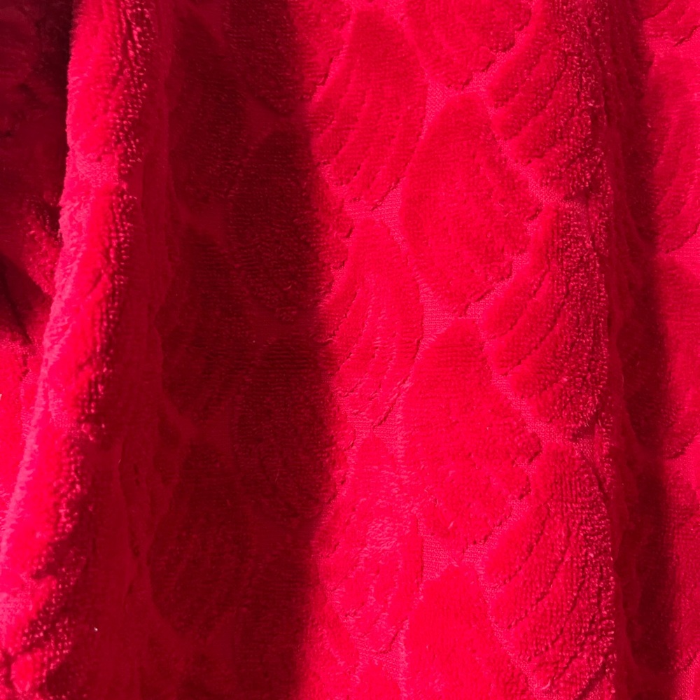 Luxurious‎ Red Women's Robe - Picture 4 of 7